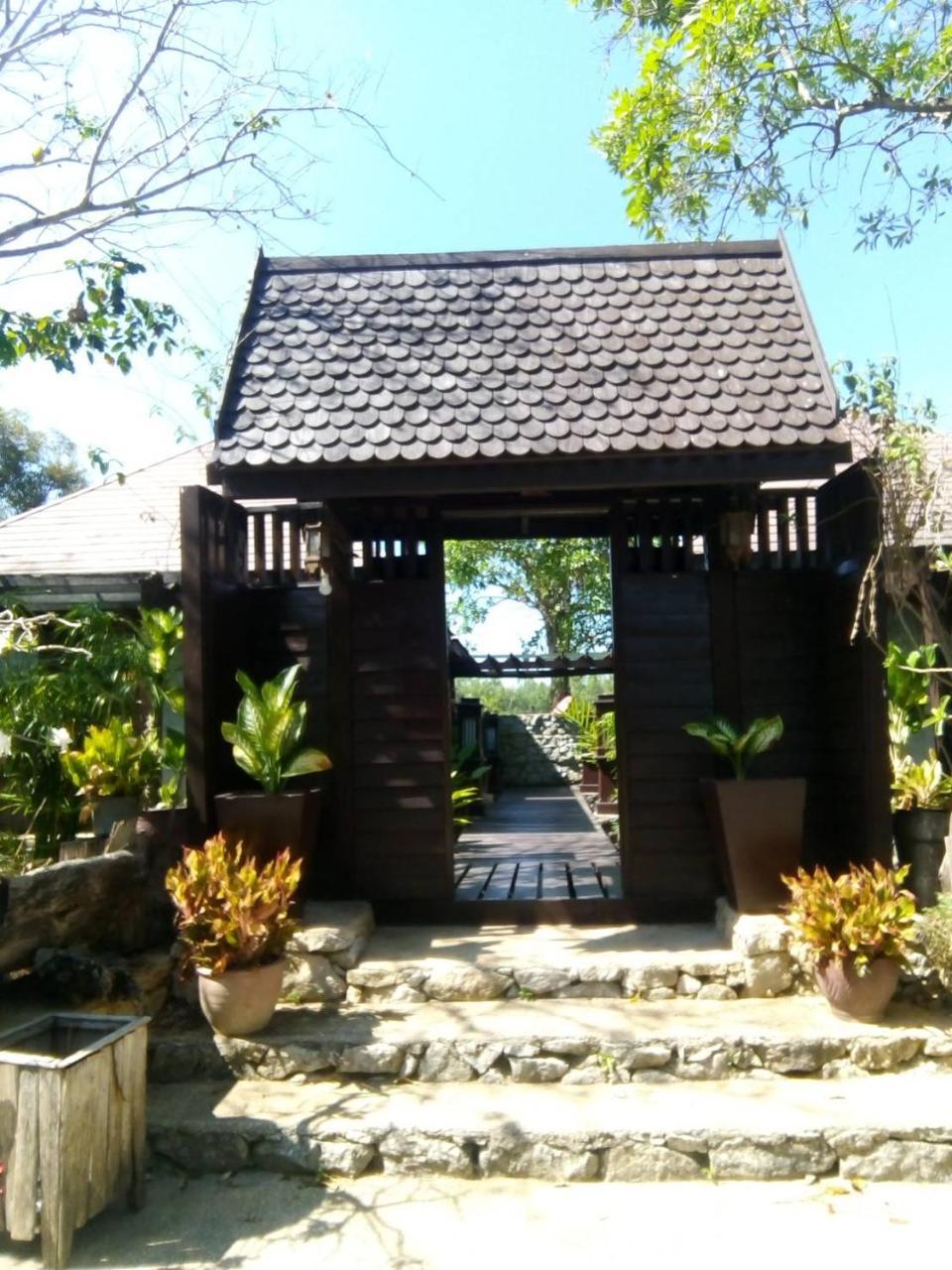 Prachuap Garden View Resort Prachuap Khiri Khan Exterior foto